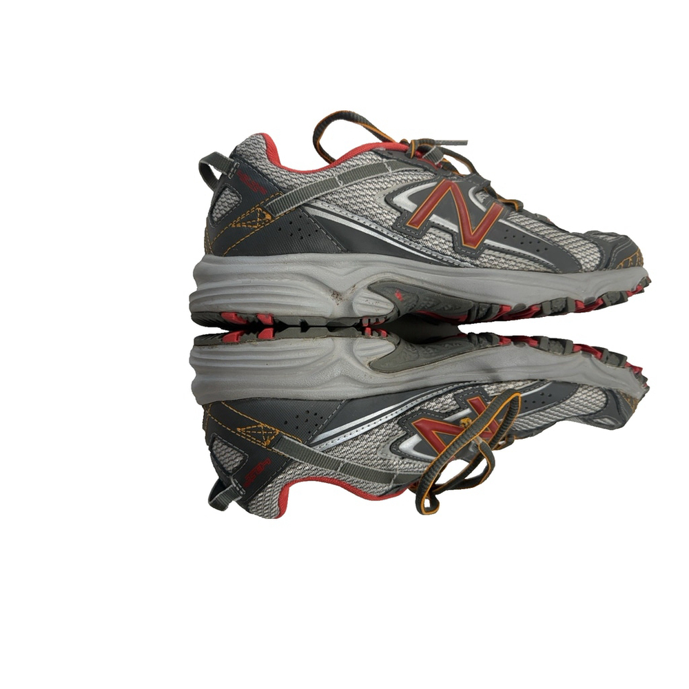 New Balance WT411G02 Womens 411v2 All Terrain Trail Running Gray/Red 8.5 B Shoes